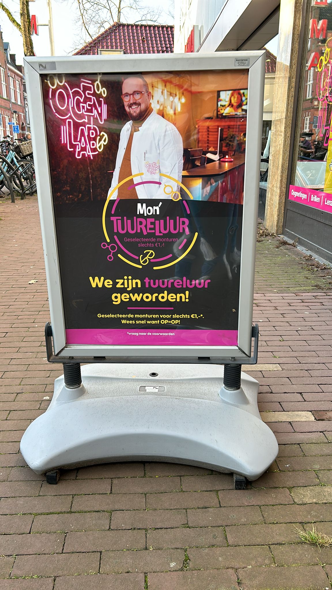 campagneposter ogenlab zevenaar regionaal adverteren